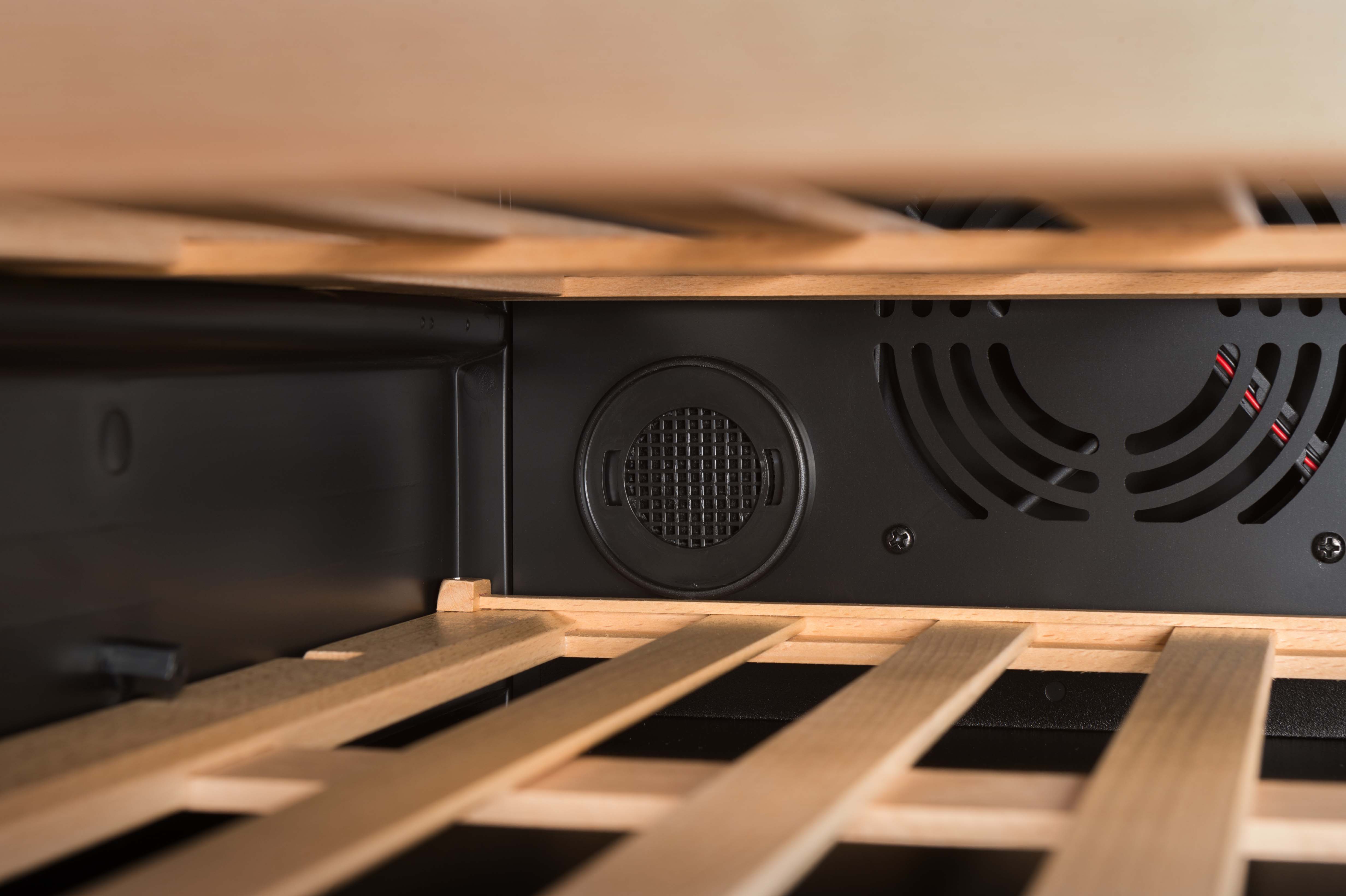 Двухзонный винный шкаф, Climadiff модель CBU50D2B