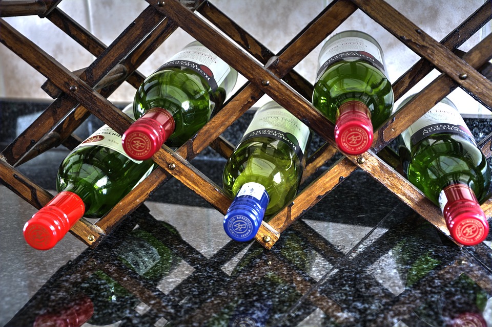 wine-rack-1775895_960_720.jpg