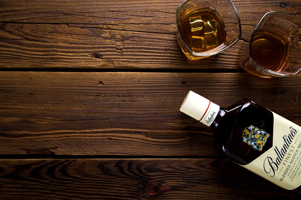 alcohol-1961542_960_720.jpg