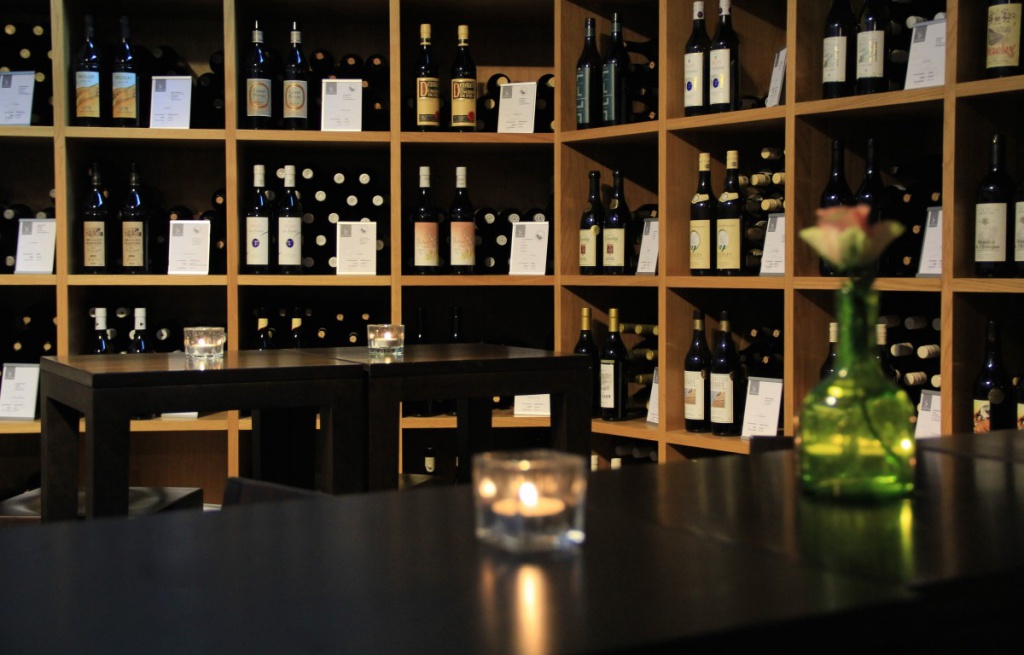 wine_vinorama_wine_bottle_cellar_red_wine_wines_storage_wine_rack-1077047.jpg wine_vinorama_wine_bottle_cellar_red_wine_wines_storage_wine_rack-1077047.jpg
