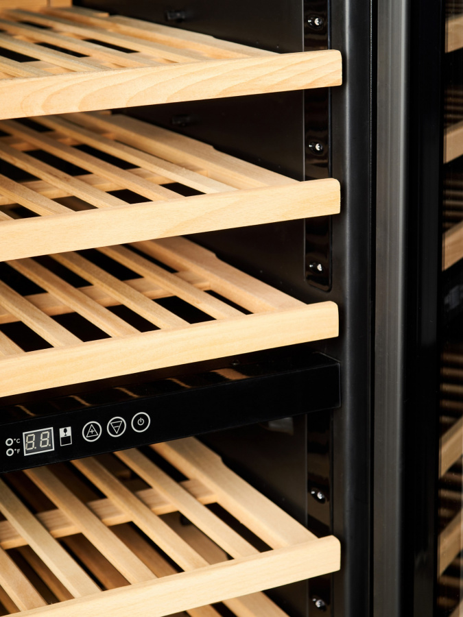 Двухзонный винный шкаф Vinosafe модель VSN110AD Двухзонный винный шкаф Vinosafe модель VSN110AD
