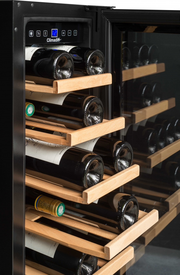 Монотемпературный винный шкаф, Climadiff модель CBU18S2B Монотемпературный винный шкаф, Climadiff модель CBU18S2B