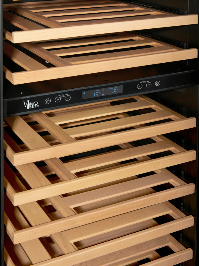 Двухзонный винный шкаф Vinosafe модель VSN110BD
