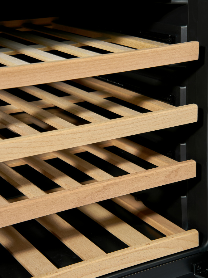 Двухзонный винный шкаф Vinosafe модель VSU46BD Двухзонный винный шкаф Vinosafe модель VSU46BD