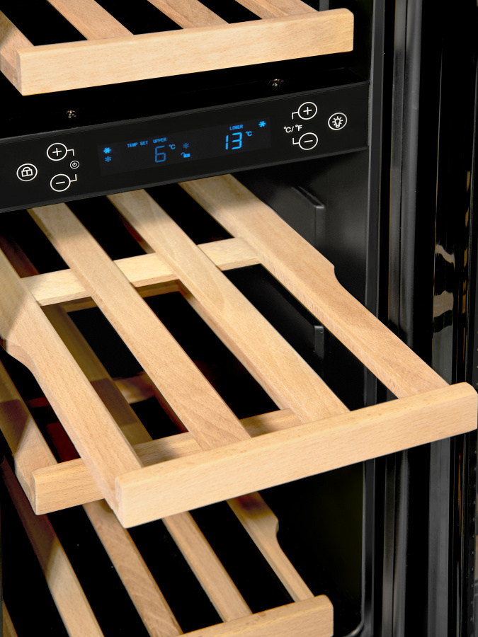 Двухзонный винный шкаф Vinosafe модель VSU16BD Двухзонный винный шкаф Vinosafe модель VSU16BD