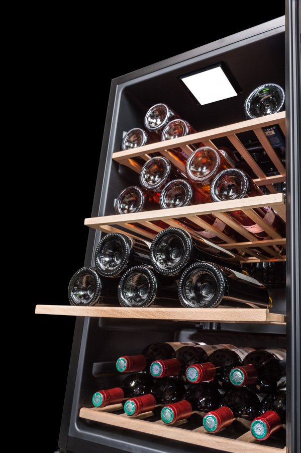 Монотемпературный винный шкаф, LaSommeliere модель LS52BLACK