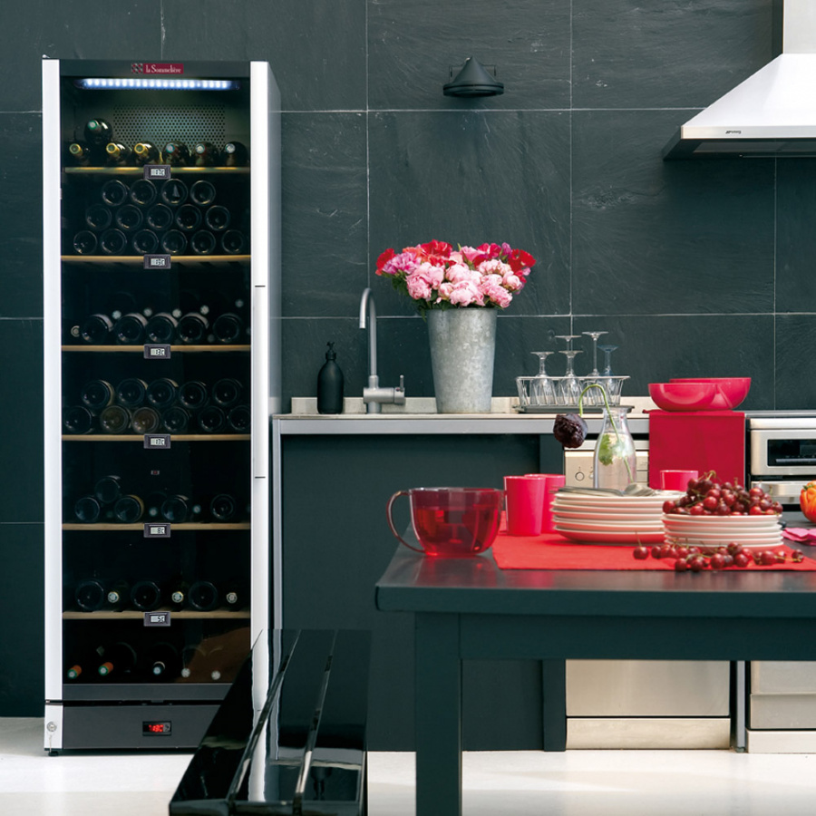 Мультитемпературный винный шкаф, LaSommeliere модель VIP185