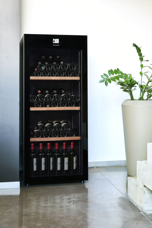 Мультитемпературный винный шкаф, Avintage модель DVP180G Мультитемпературный винный шкаф, Avintage модель DVP180G