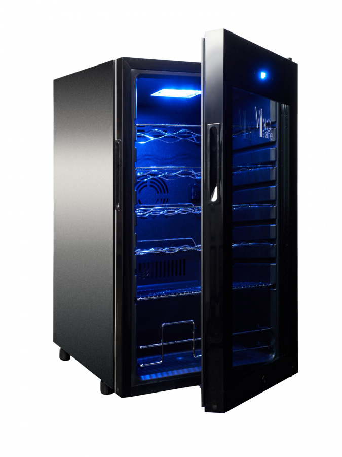 Однозонный винный шкаф Vinosafe модель VSF24AM