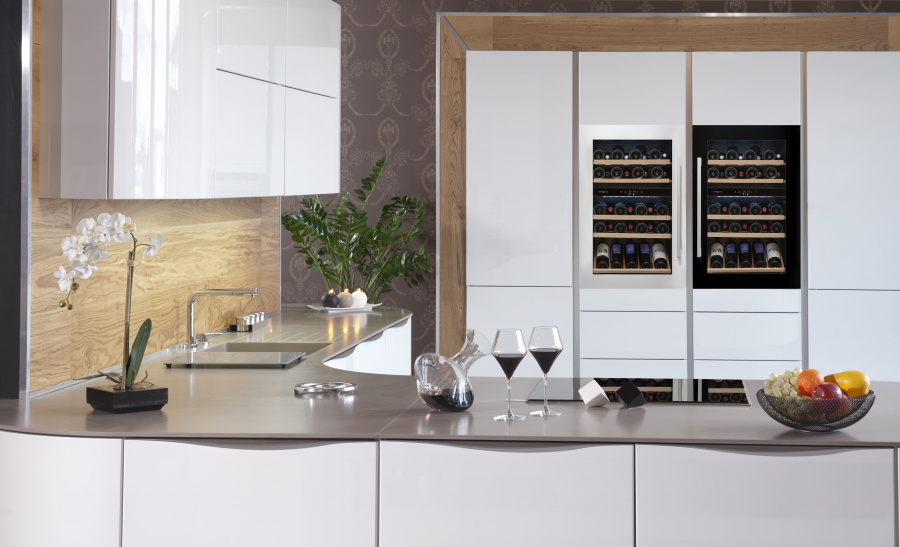 Двухзонный винный шкаф, Avintage модель AVI47XDZA