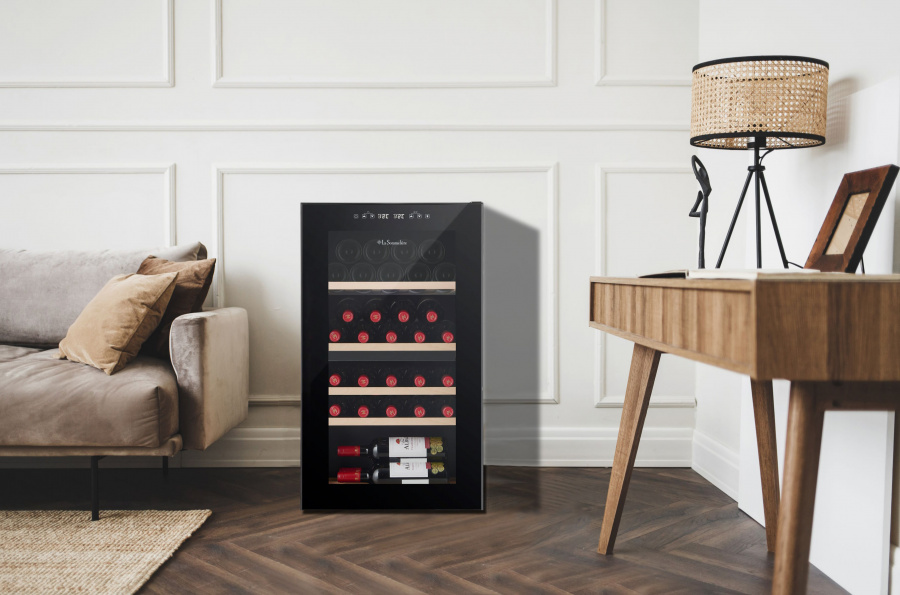 Двухзонный винный шкаф, LaSommeliere модель SLS32DZBLACK Двухзонный винный шкаф, LaSommeliere модель SLS32DZBLACK