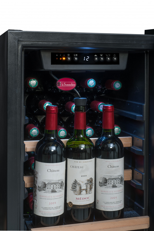 Монотемпературный  шкаф, LaSommeliere модель LS38A