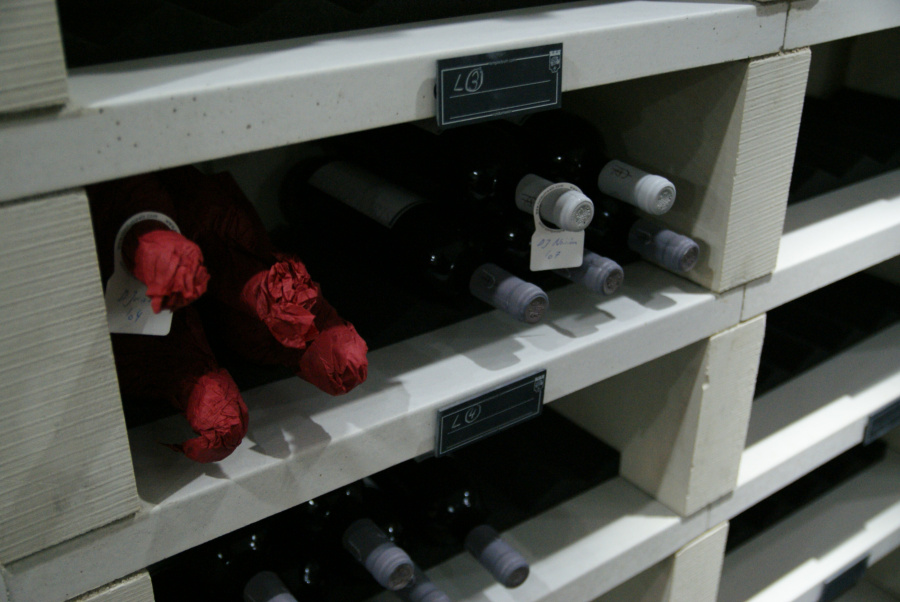 Элемент ограничительный из белого мрамора, серия Imperial, 200х50х25мм