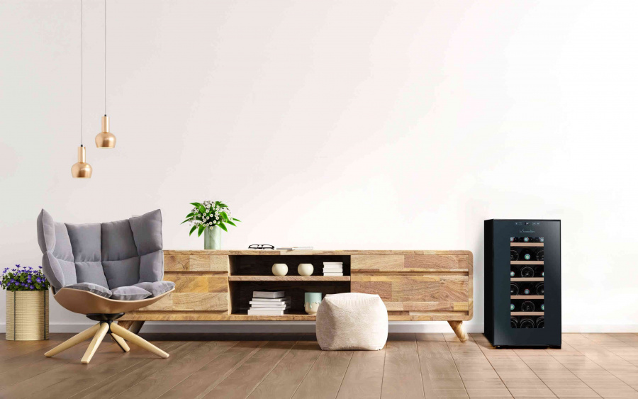 Монотемпературный винный шкаф, LaSommeliere модель LS18CB