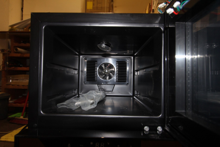 Винный шкаф Climadiff DOPIOVINO/1 с уценкой (50%)№142700039