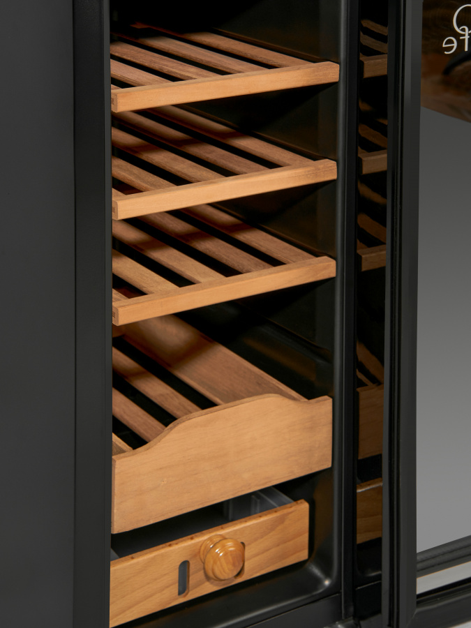 Сигарный шкаф Vinosafe модель VSCC225AM Сигарный шкаф Vinosafe модель VSCC225AM