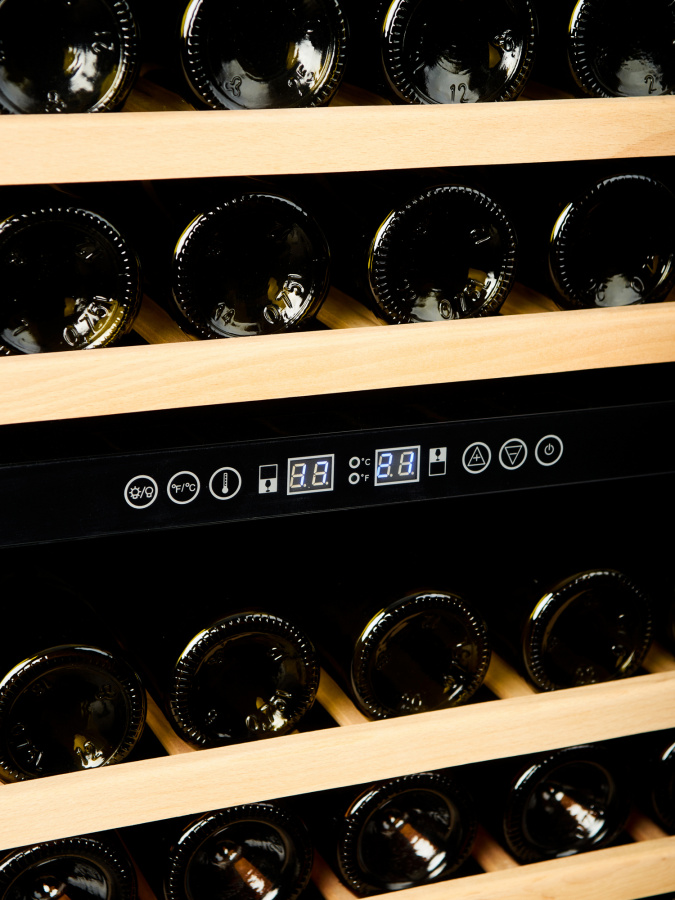 Двухзонный винный шкаф Vinosafe модель VSN110AD Двухзонный винный шкаф Vinosafe модель VSN110AD