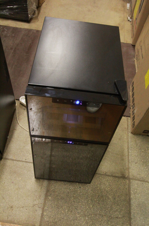 Винный шкаф Climadiff DOPIOVINO/1 с уценкой (35%)№155300120