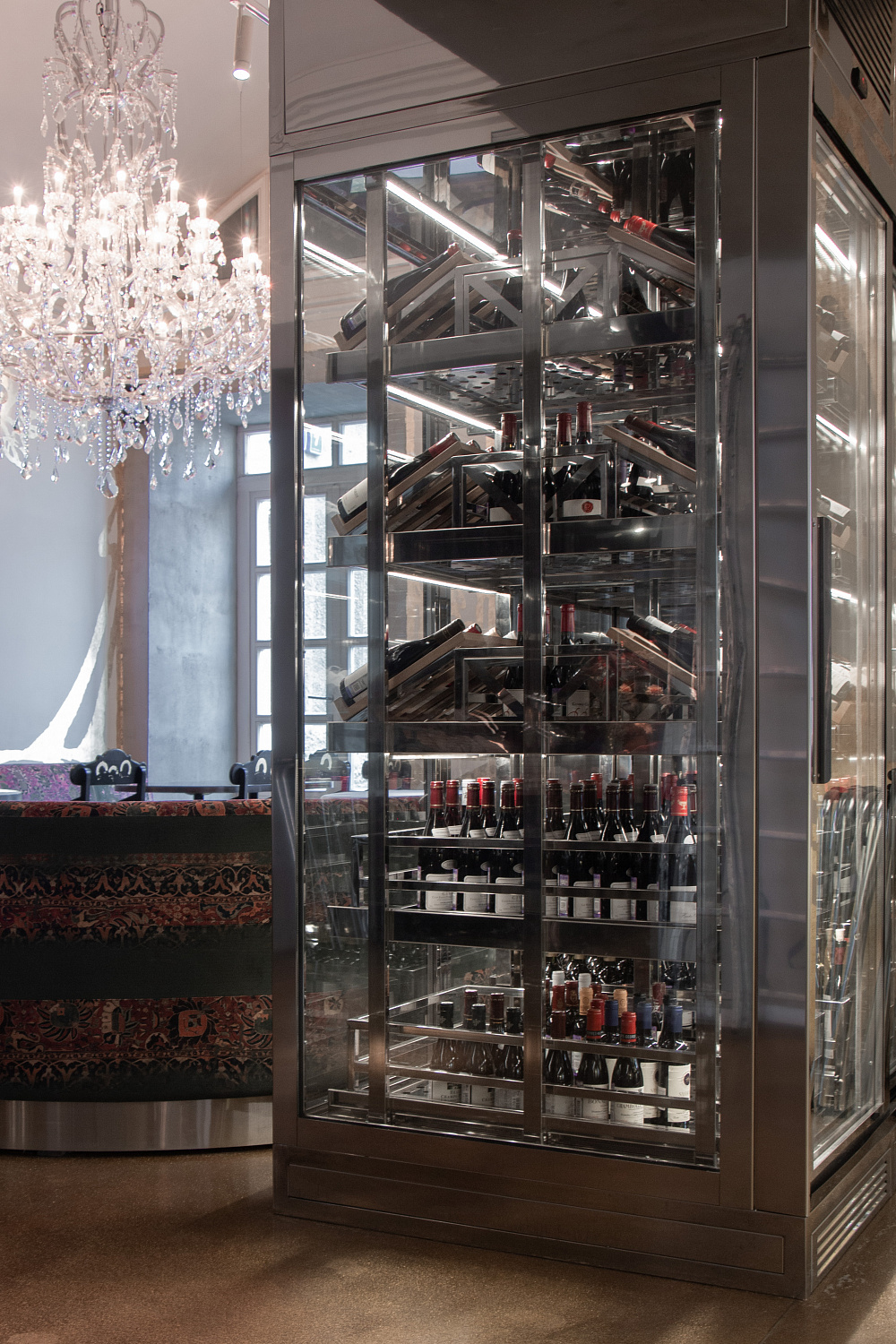 Винный шкаф на заказ