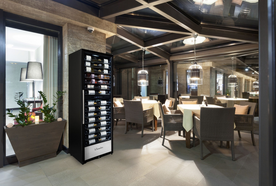 Двухзонный винный шкаф, LaSommeliere модель PF160DZ