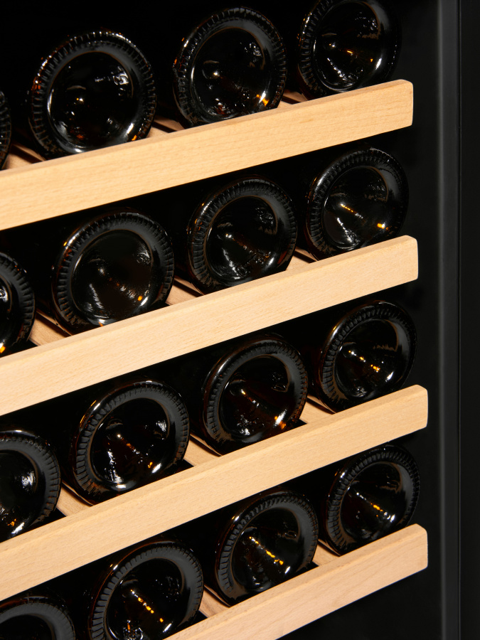 Двухзонный винный шкаф Vinosafe модель VSN99AD Двухзонный винный шкаф Vinosafe модель VSN99AD