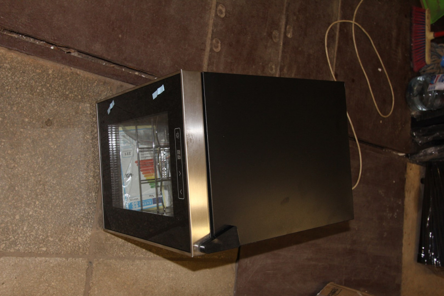 Винный шкаф Climadiff VSV12K уценка (50%) 201212720142